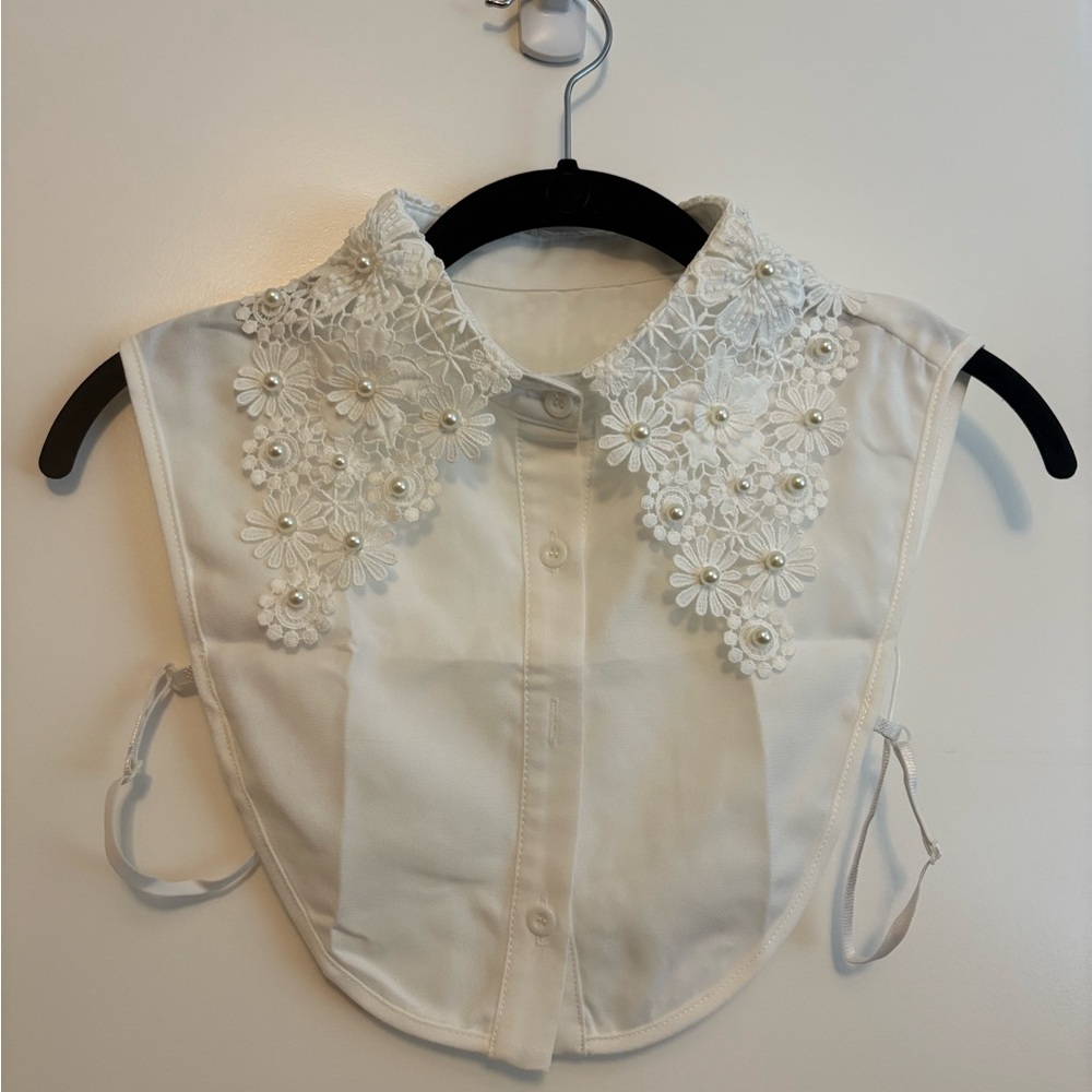 White Lace Pearl Collar Dickey